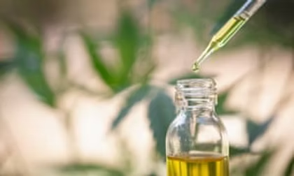 Who & How CBD Helps